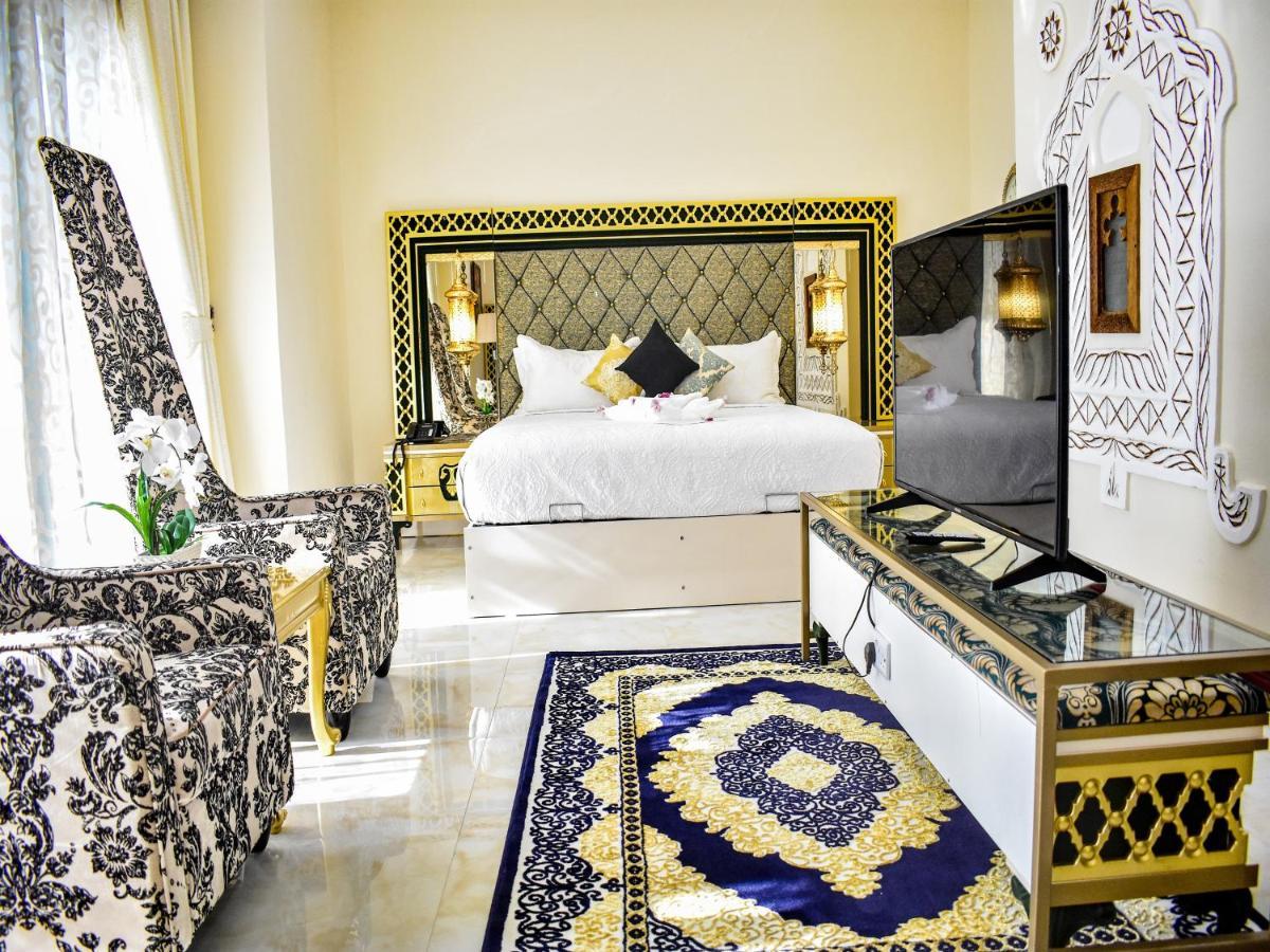 Madinat Al Bahr Business & Готель