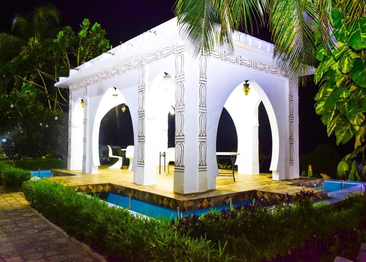 Madinat Al Bahr Business & 5* Занзібар