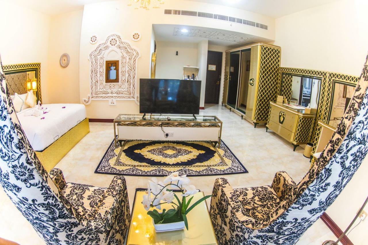 Madinat Al Bahr Business & Готель