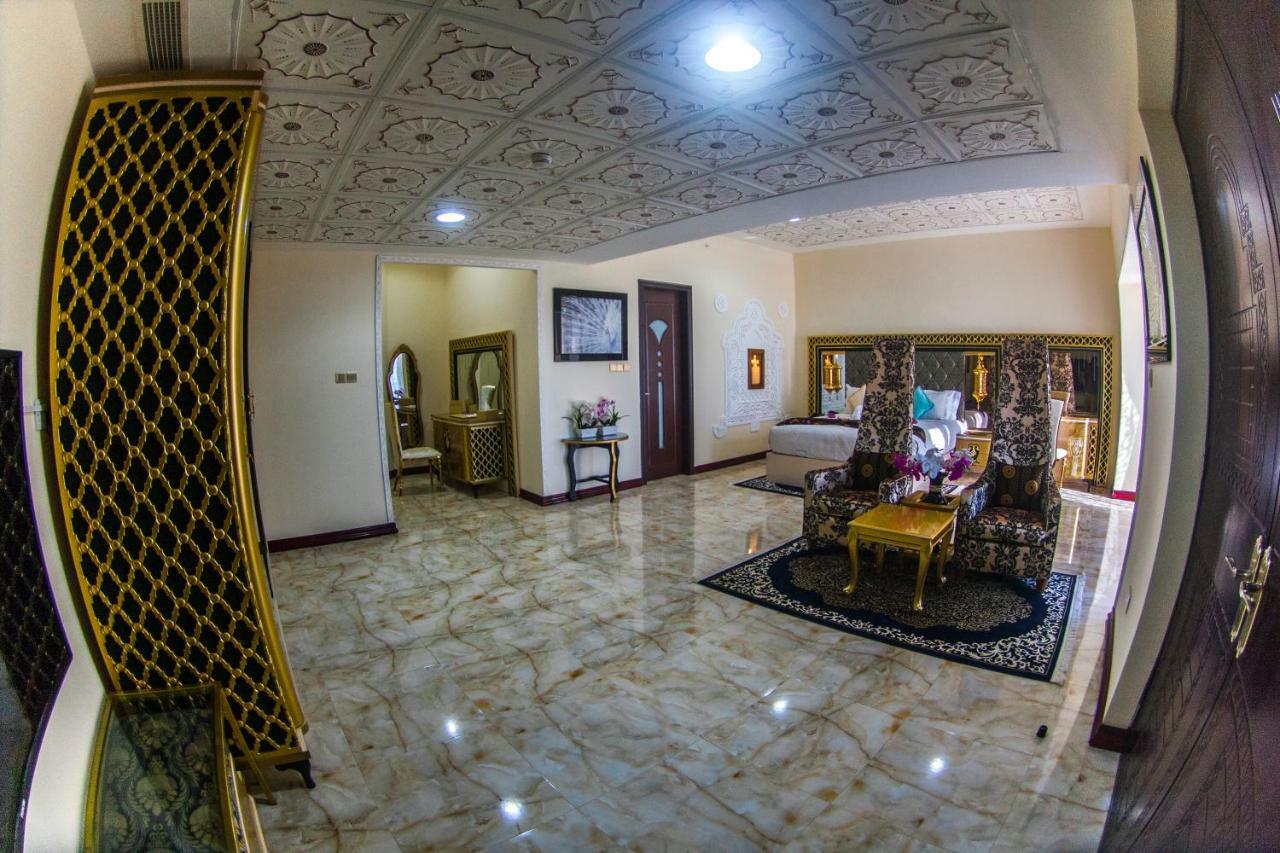Madinat Al Bahr Business & Готель