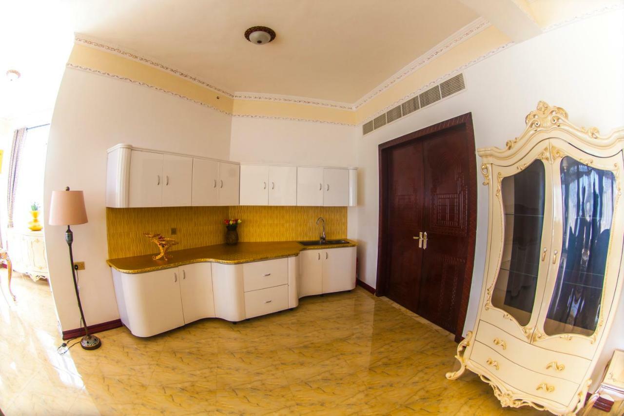 Madinat Al Bahr Business & Готель